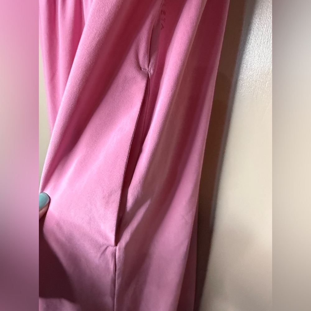 Athleta Elation V-Neck Hybrid Dress Bubblegum Maritima Pink Womens Size M - Picture 5 of 10